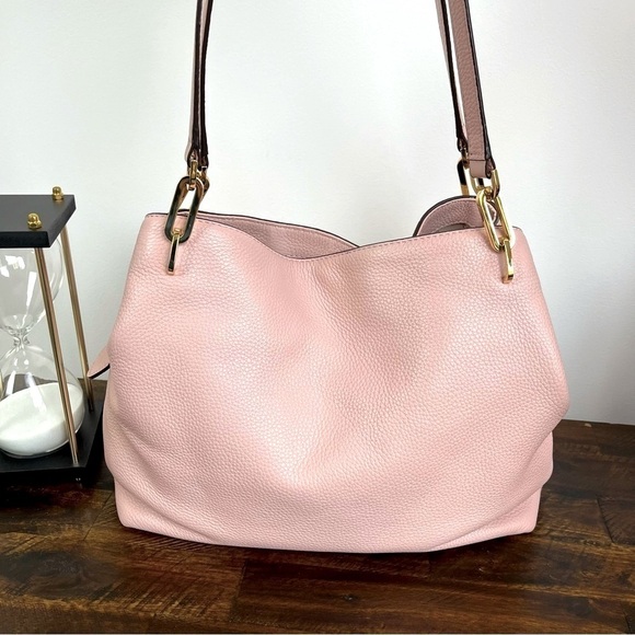 Michael Kors Pink Leighton Studded Shoulder Bag. Pebbled Leather - Picture 7 of 11
